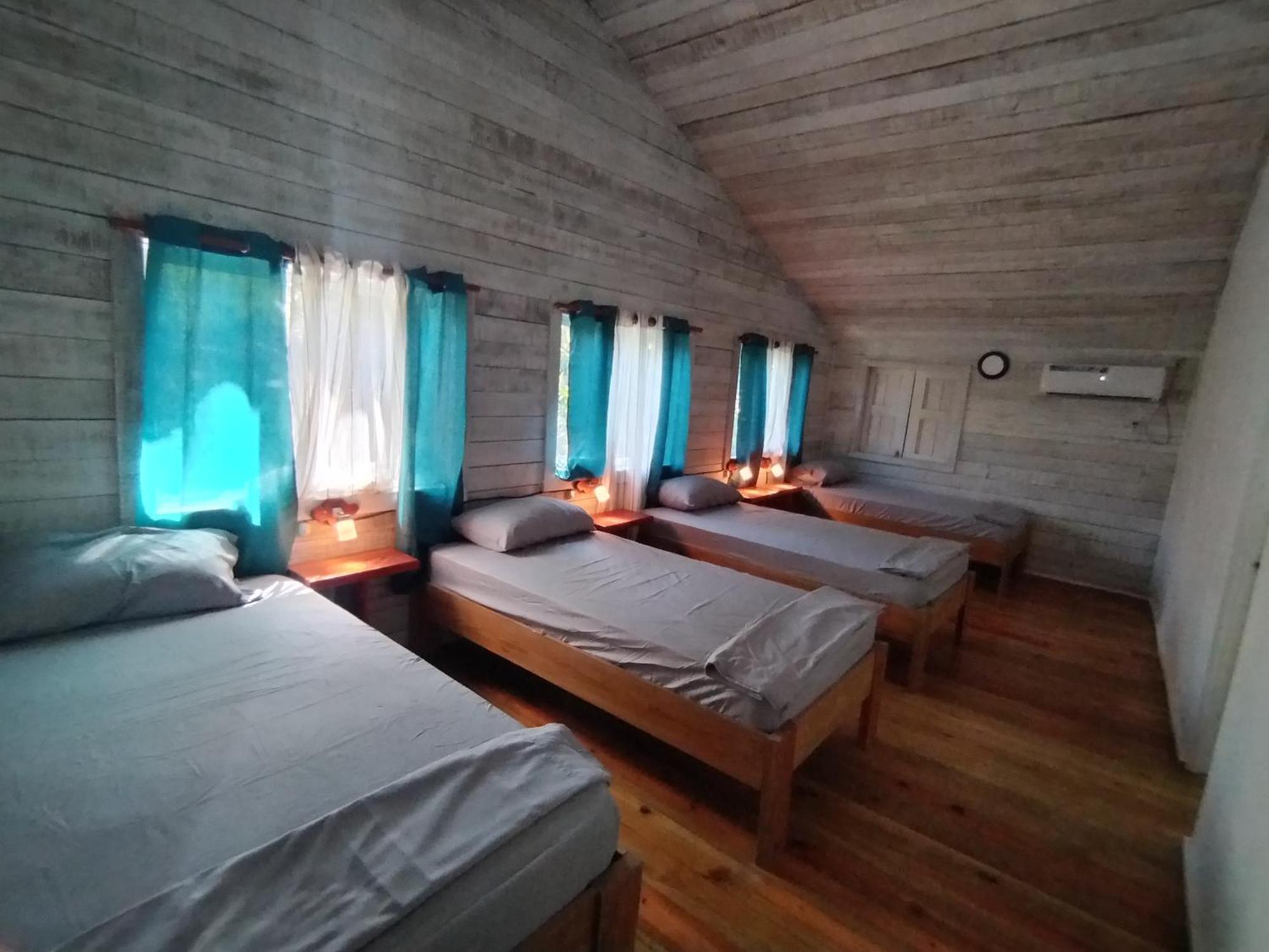 Hotel Tierra Verde Bed And Breakfast Bocas del Toro Eksteriør bilde