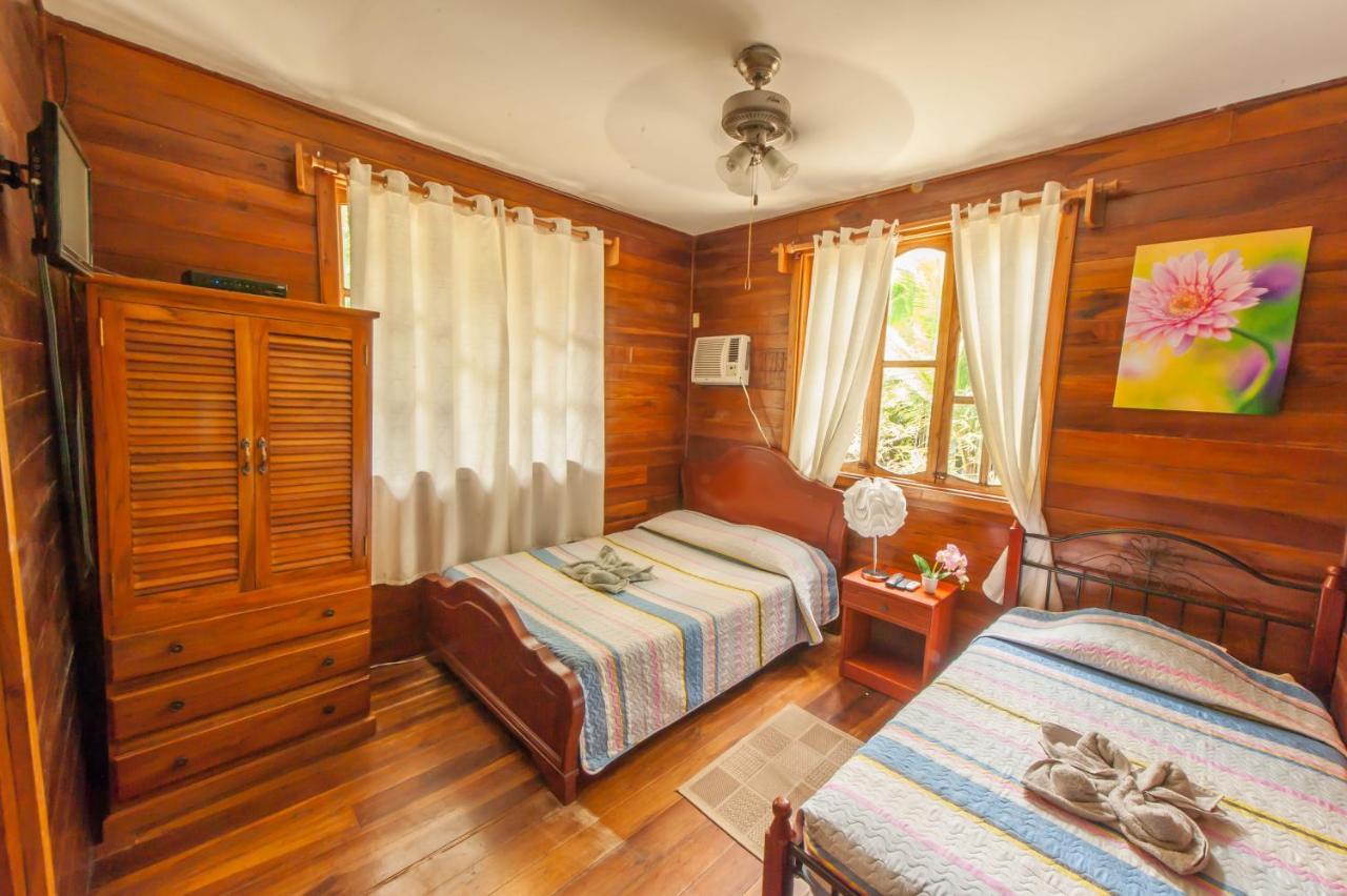 Hotel Tierra Verde Bed And Breakfast Bocas del Toro Eksteriør bilde