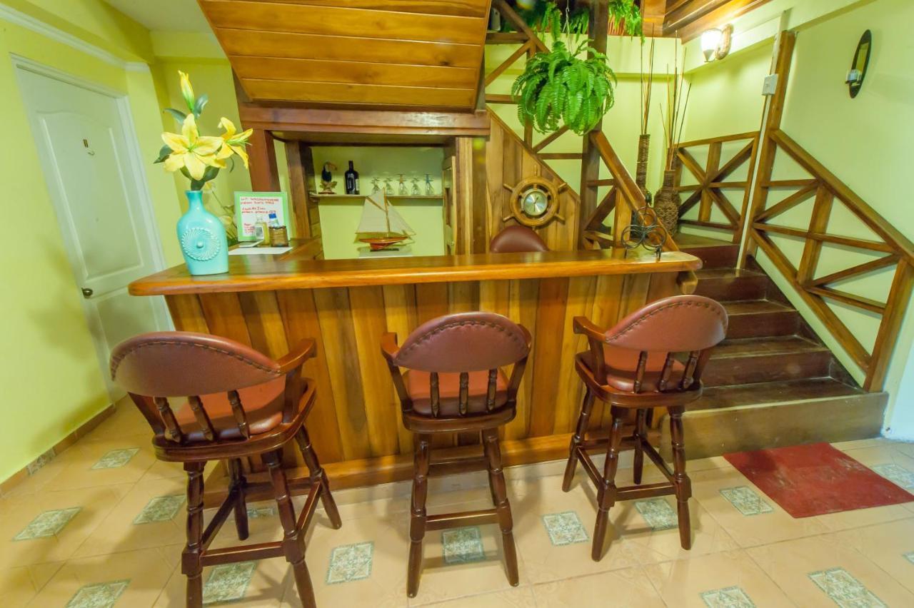 Hotel Tierra Verde Bed And Breakfast Bocas del Toro Eksteriør bilde